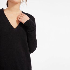 Everlane The Cashmere Oversized V Neck Black Sz S